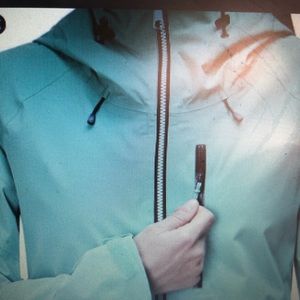 Flylow Women’s ski/snowboard jacket